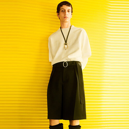 Взяли верх: футболки, рубашки, ветровки для него. Фото 3.