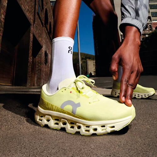 Бегущие по облакам. Кроссовки On. Фото 5.