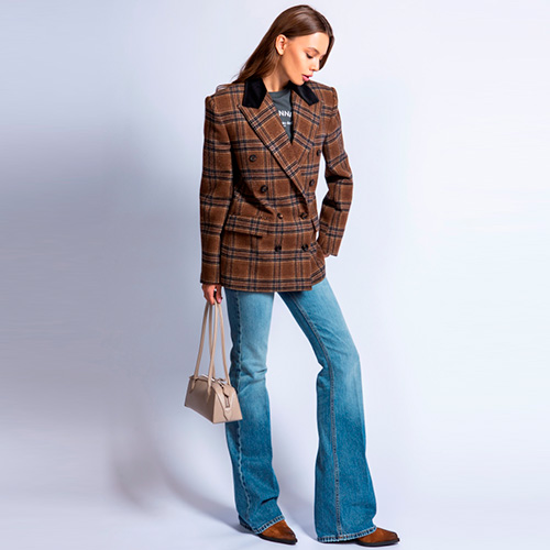 От джинсов до курток: актуальный осенний деним. Фото 2.