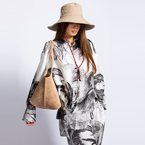 Блуза в центре внимания. Фото 1.