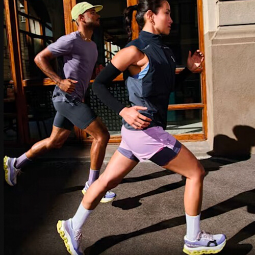 Бегущие по облакам. Кроссовки On. Фото 2.