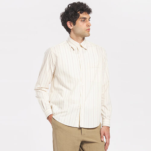 Рубашка в вертикальную полоску